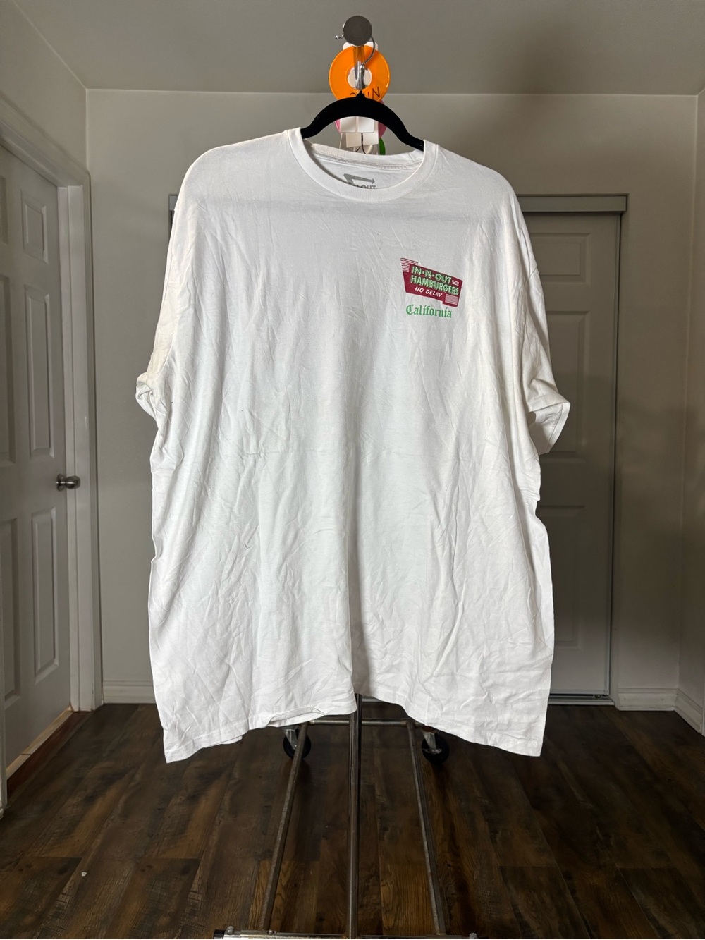 In n out California Logo White Short-Sleeve Tee